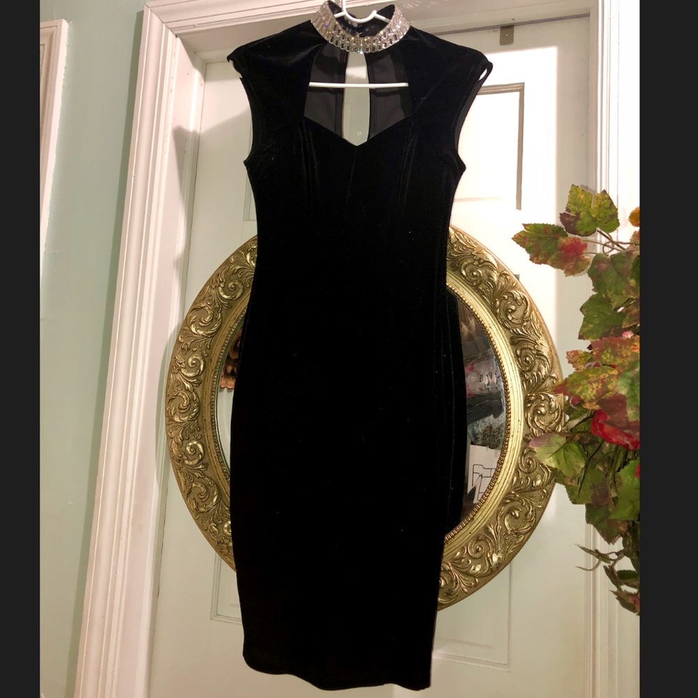 diamond choker midi dress